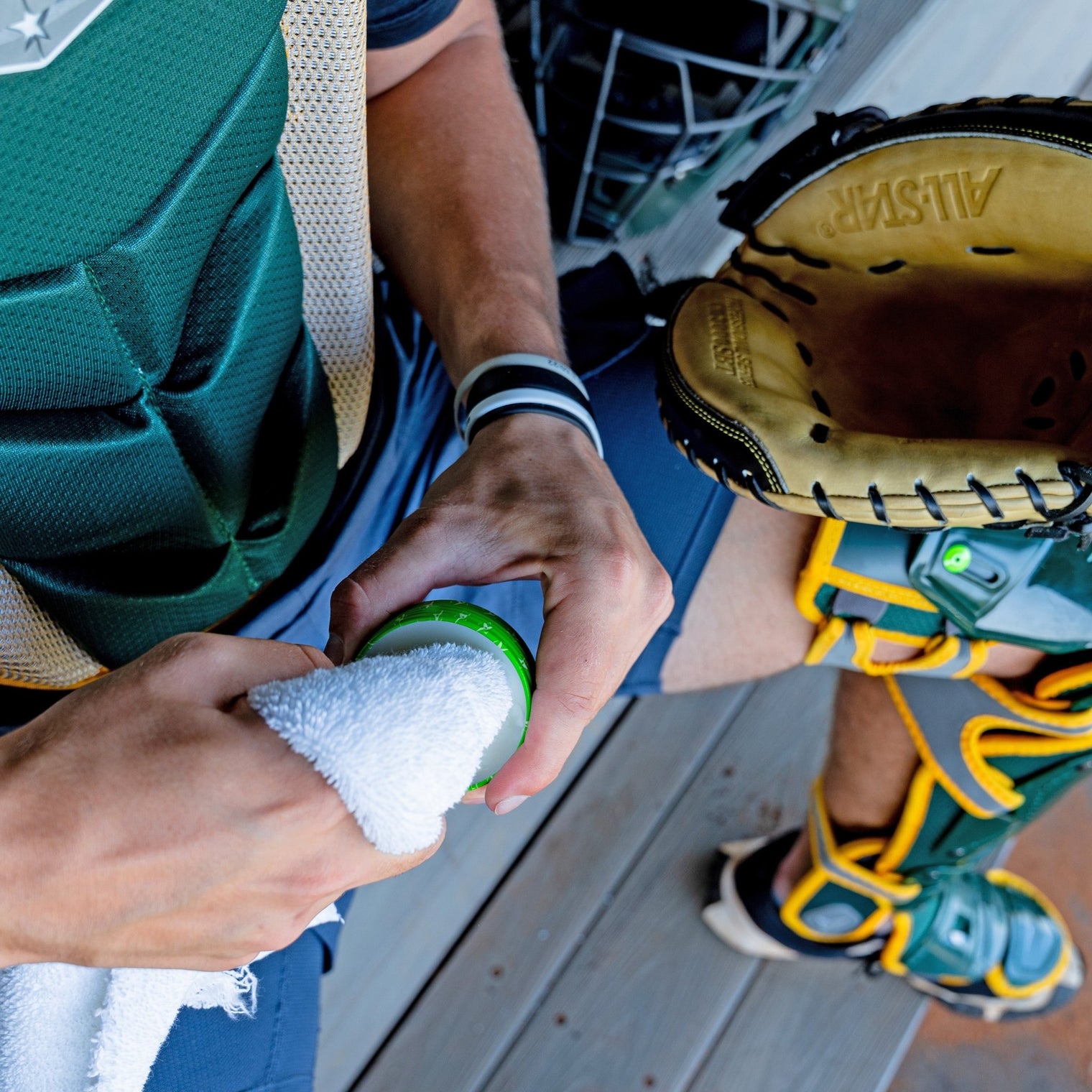 BIG FLY™ TACKIFIED GLOVE CONDITIONER - All-Star Sports