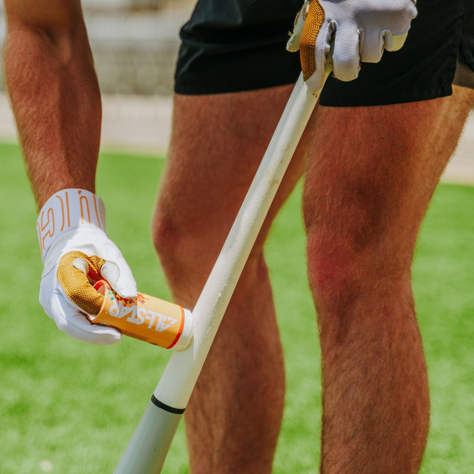 BIG FLY™ BAT TACK STICK - All-Star Sports