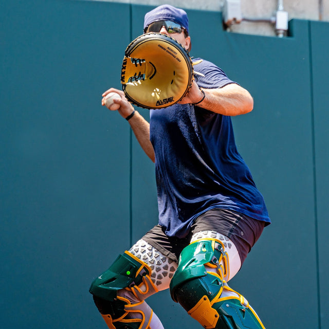 THE DONUT™ - 33.5" TRAINING MITT - All-Star Sports