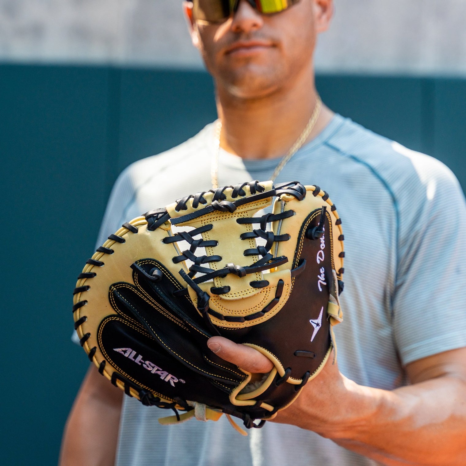 THE DONUT™ - 33.5" TRAINING MITT - All-Star Sports