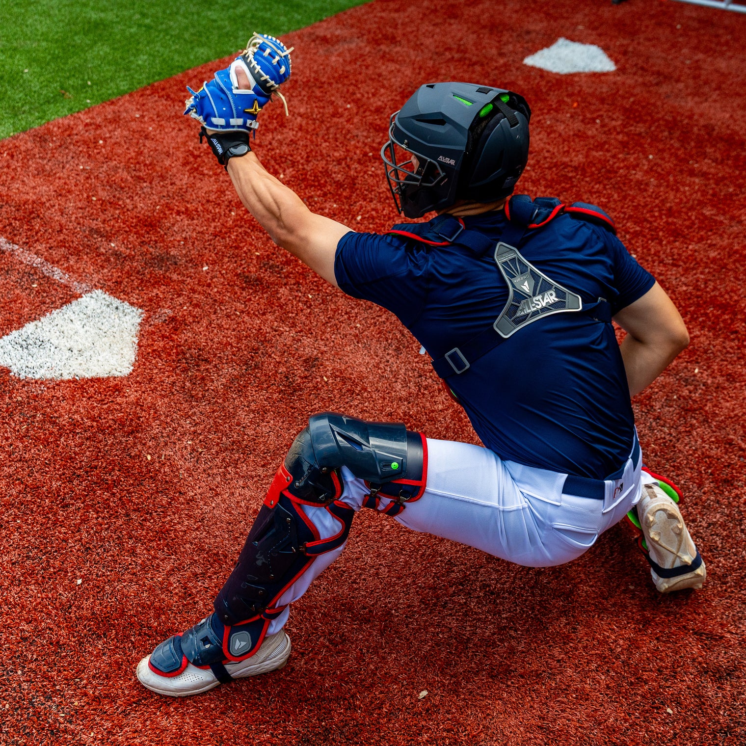 PRO-ELITE® JAPAN CATCHERS MITT - 34" CLOSED BACK