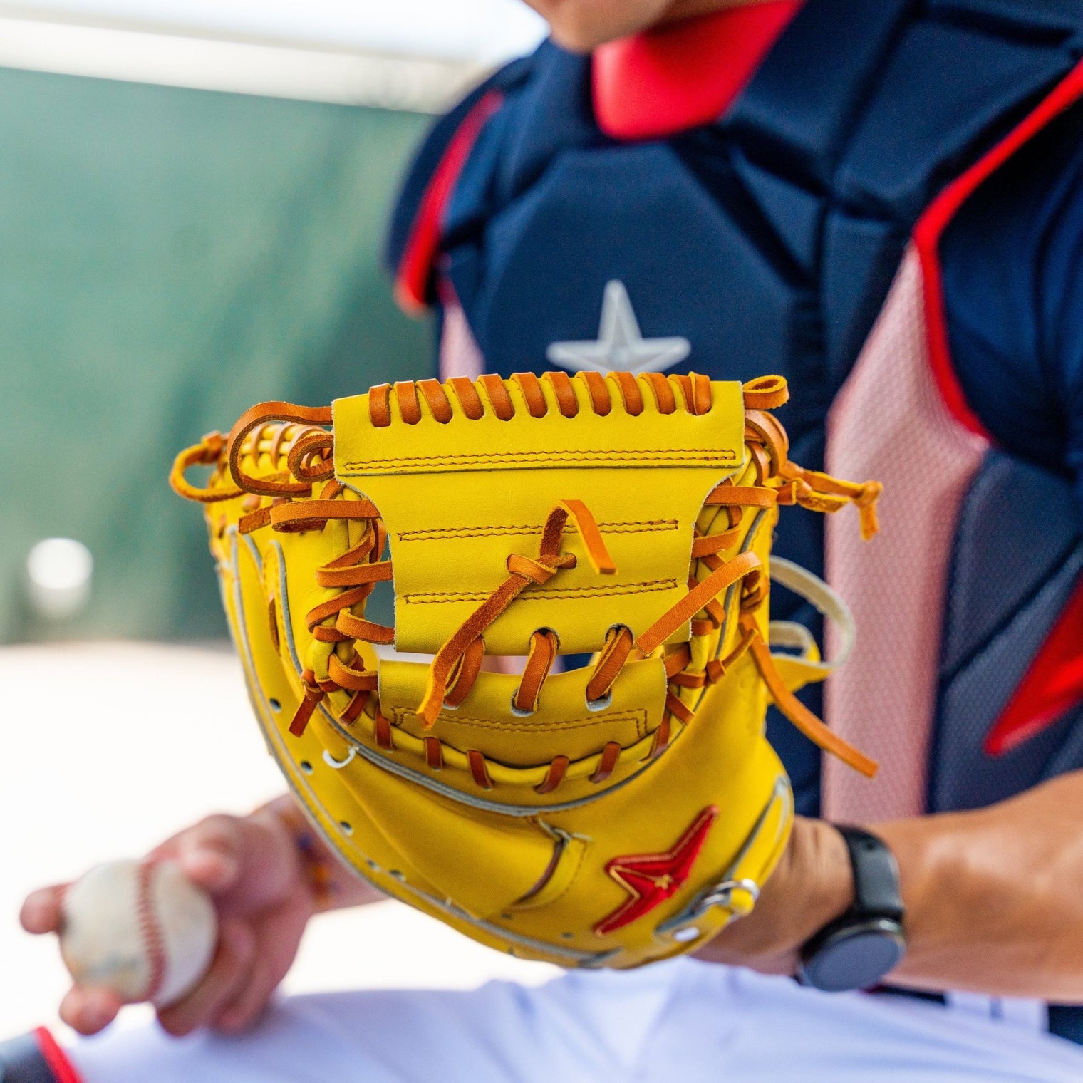 PRO-ELITE® JAPAN CATCHERS MITT - 34" CLOSED BACK - All-Star Sports