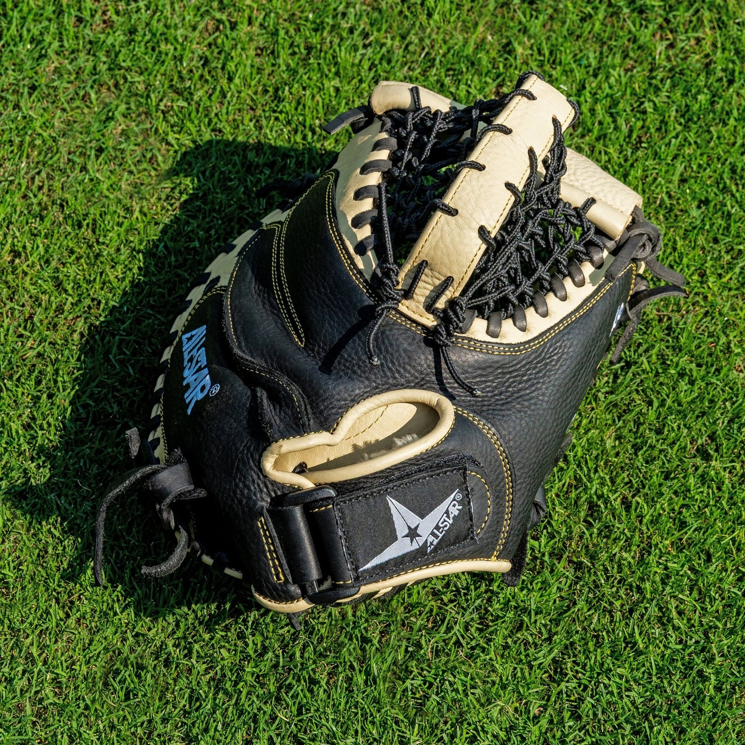 THE KEYHOLE™ - 33.5" TRAINING MITT - All-Star Sports