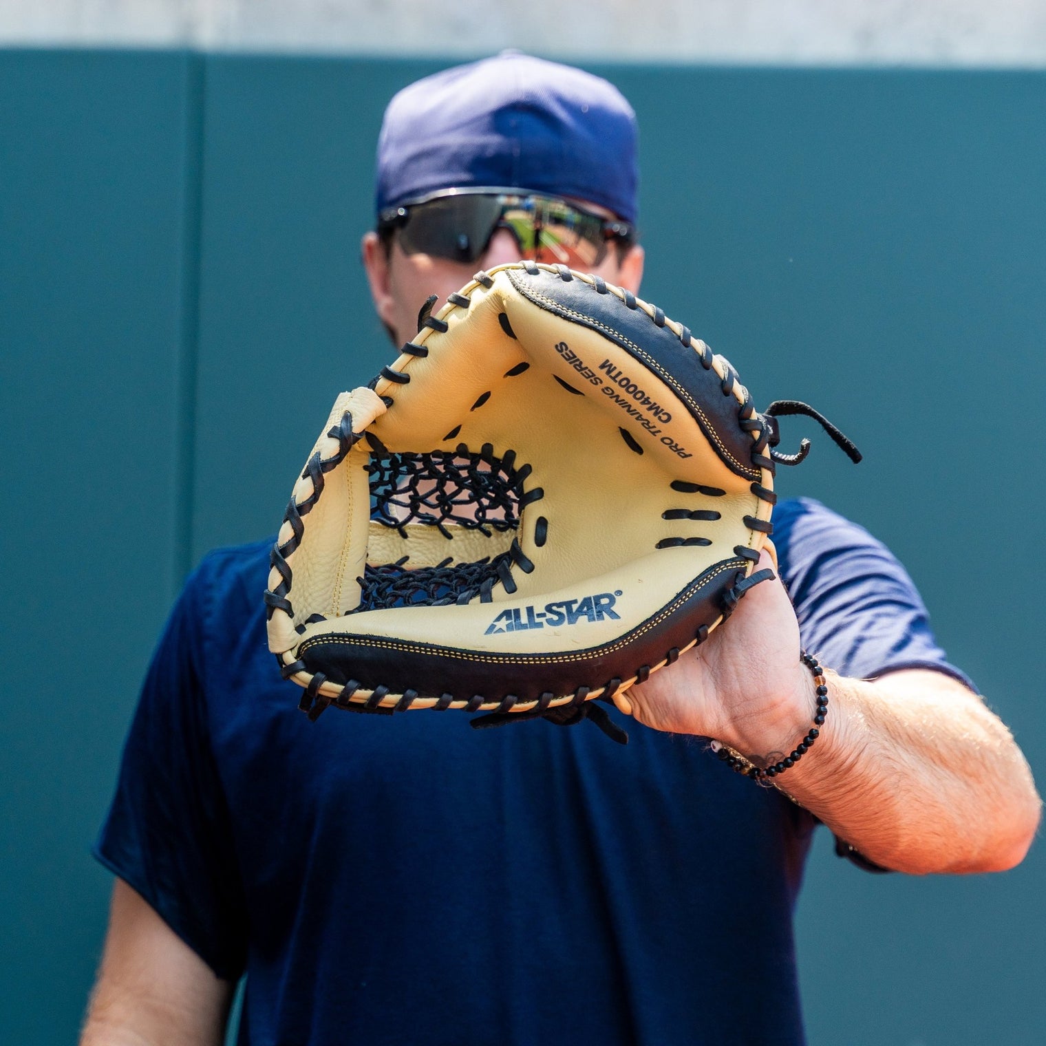 THE KEYHOLE™ - 33.5" TRAINING MITT - All-Star Sports