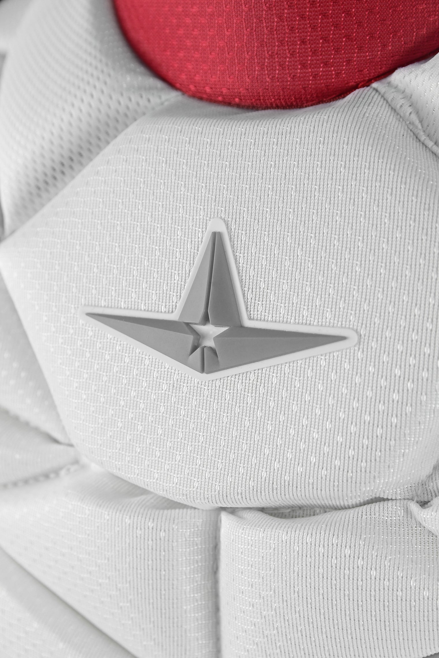 PHX™ SERIES - SOFTBALL CHEST PROTECTOR