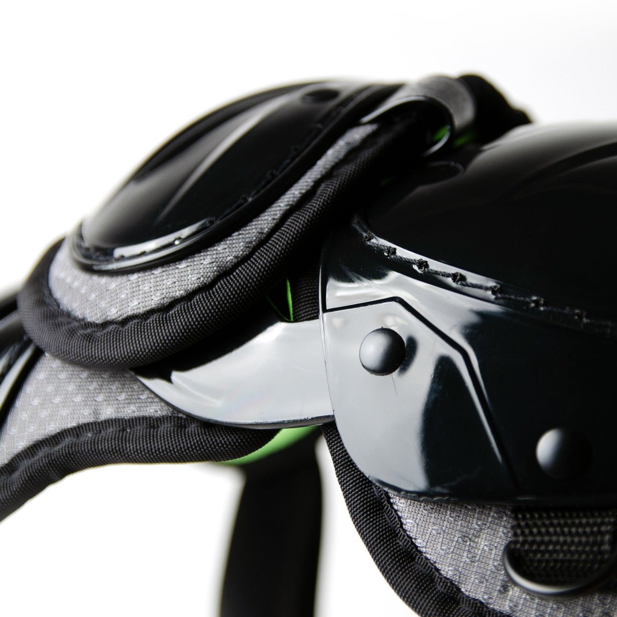 S7 AXIS™ - AGES 12-16 LEG GUARDS - All-Star Sports
