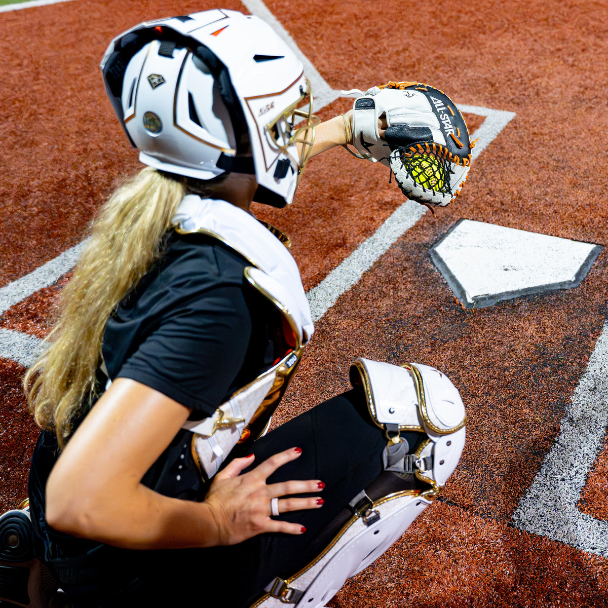THE KEYHOLE - PHX FASTPITCH TRAINING MITT