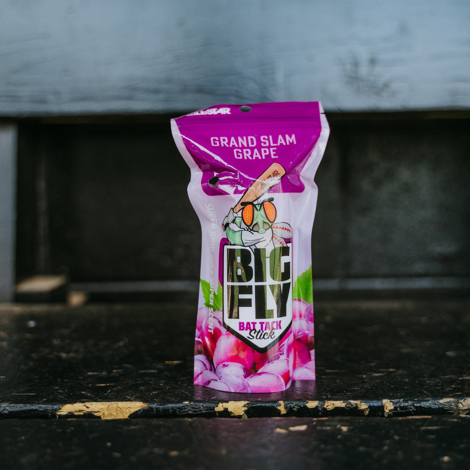 BIG FLY™ BAT TACK STICK