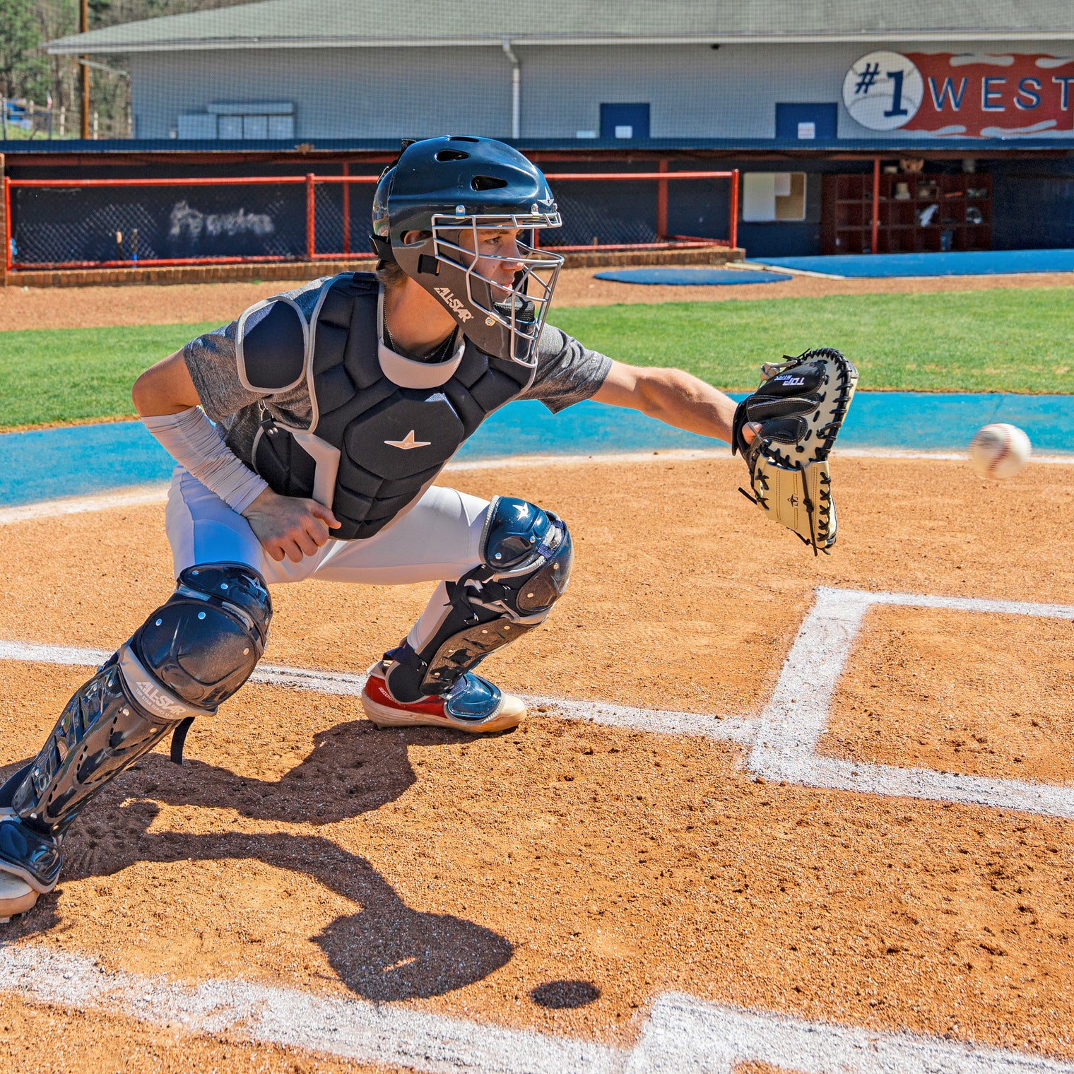 TOP STAR™ AGES 12-16, CATCHING KIT // MEETS NOCSAE