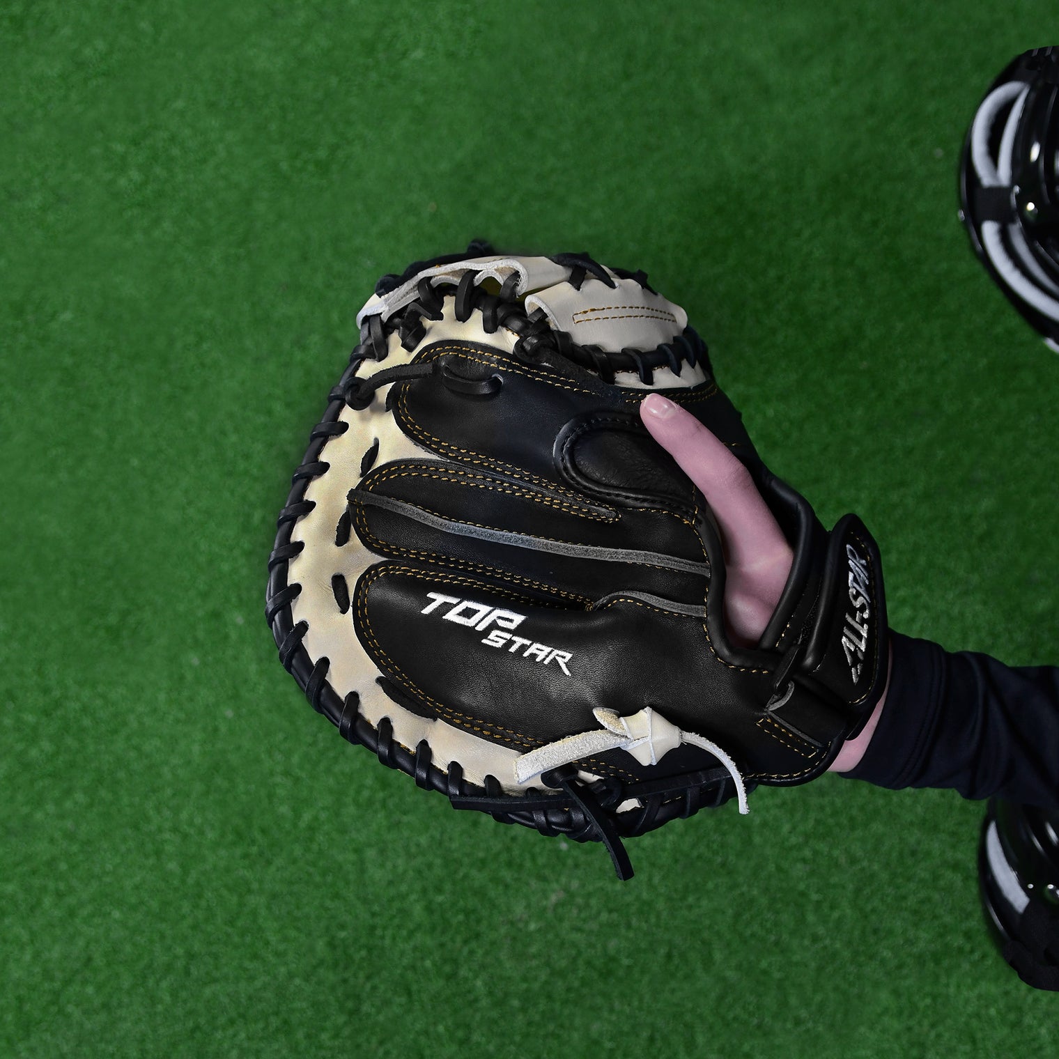 Top Star™ Catching Mitt