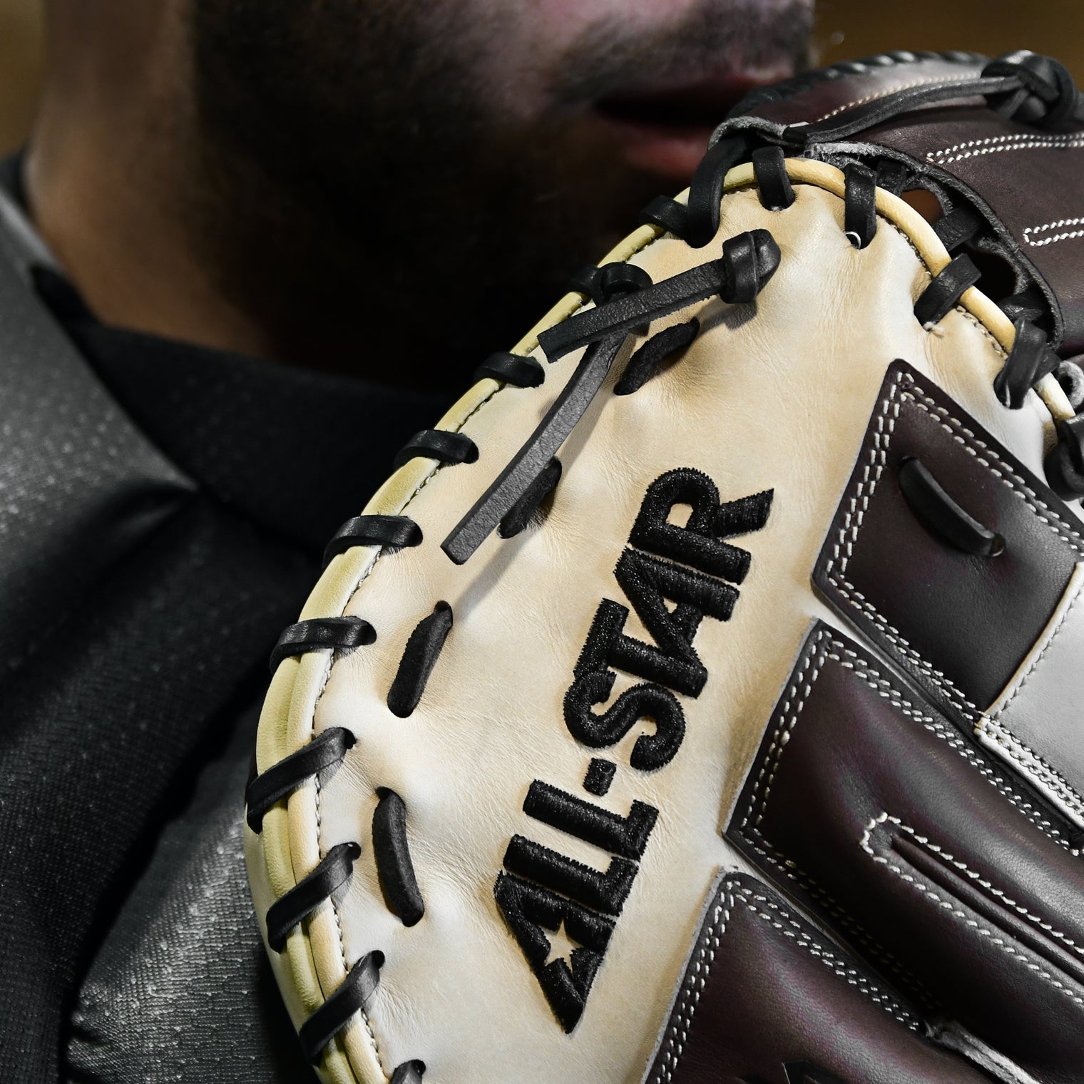 S7-ELITE 34" CATCHER'S MITT