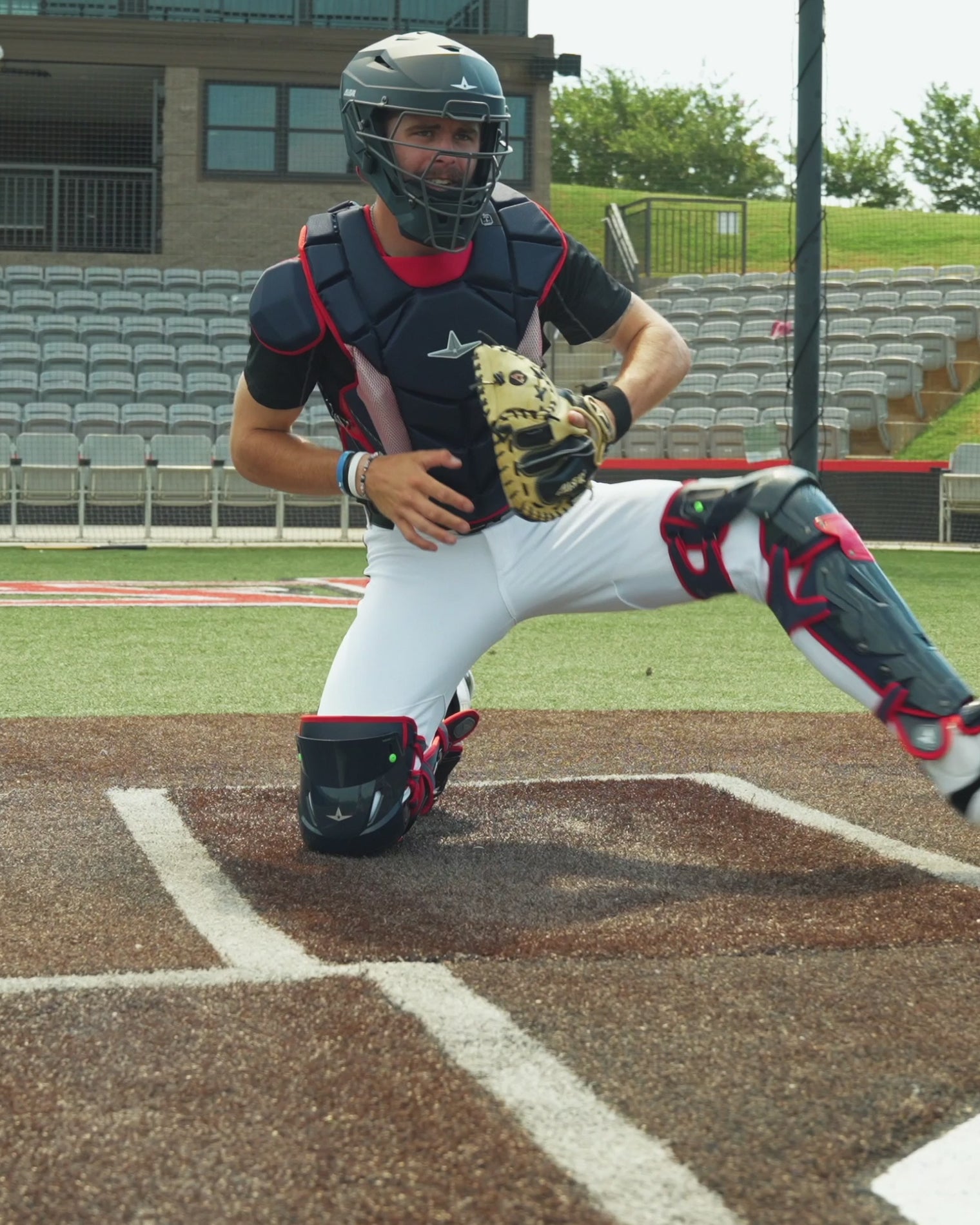 MVP-PRO SERIES™ - ADULT CHEST PROTECTOR